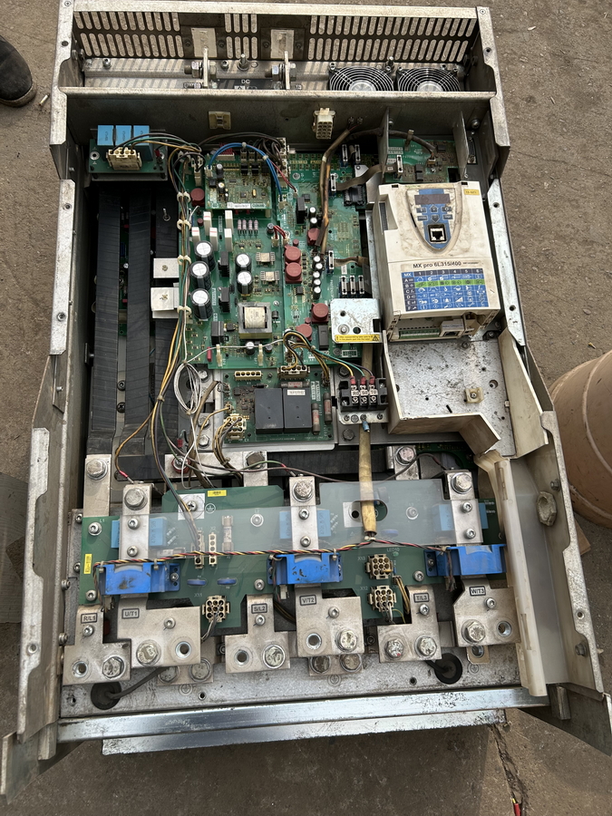 在海瑞克盾构机上使用高品质二手施耐德P-DRIVE变频器